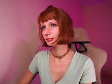 Freechat lubafox on Chaturbate