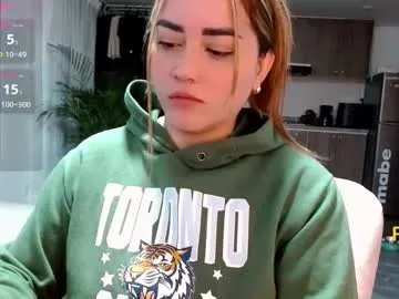 Freechat lucia_star_ on Chaturbate