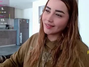 Freechat lucia_star_ on Chaturbate