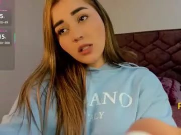 Freechat lucia_star_ on Chaturbate