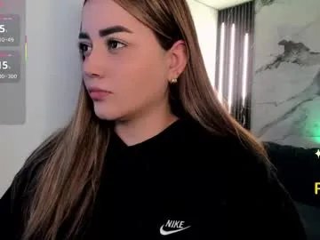 Freechat lucia_star_ on Chaturbate