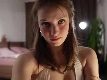 Freechat lunalike on Chaturbate