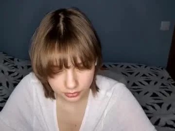 Freechat micasulejmanovski on Chaturbate