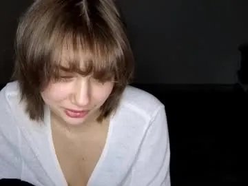 Freechat micasulejmanovski on Chaturbate