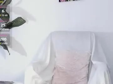 Freechat michaell_james on Chaturbate