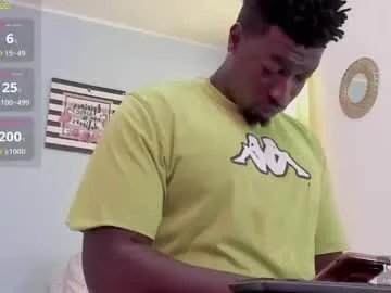 Freechat michaell_james on Chaturbate