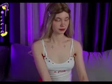 Freechat mil_kiss on Chaturbate