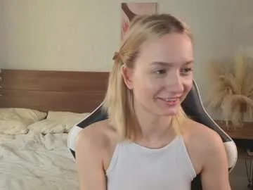 Freechat minnietammy on Chaturbate