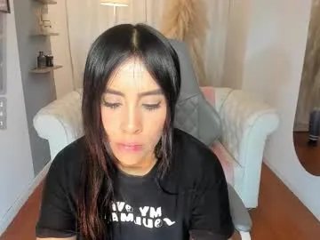 natalia_leon8 — GOAL: blowjob [62 tokens remaining] Slim body Mature and playful Open-minded Private waiting #squirt #anal #saliva #latina #dirty