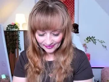 Freechat naughtymilane on Chaturbate