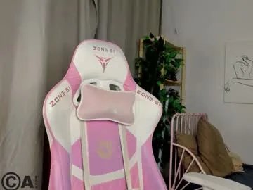 Freechat nicole_charm on Chaturbate