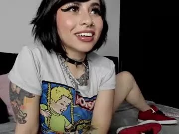 Freechat nikkiramone on Chaturbate