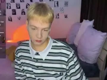 Freechat olivertasty on Chaturbate