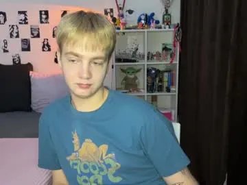 Freechat olivertasty on Chaturbate