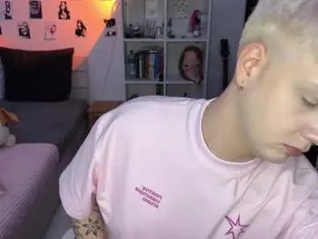 Freechat olivertasty on Chaturbate