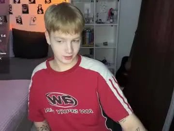 Freechat olivertasty on Chaturbate