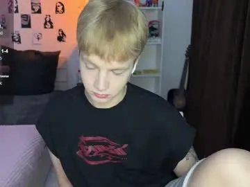 Freechat olivertasty on Chaturbate