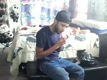 Freechat papian0 on Chaturbate