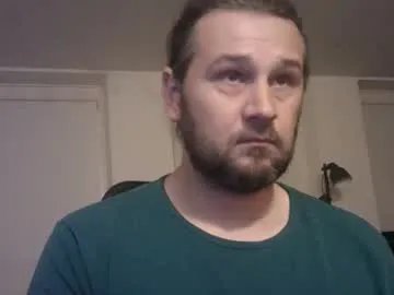 Freechat rayhaarlem on Chaturbate