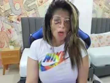 Freechat renata_t_ on Chaturbate