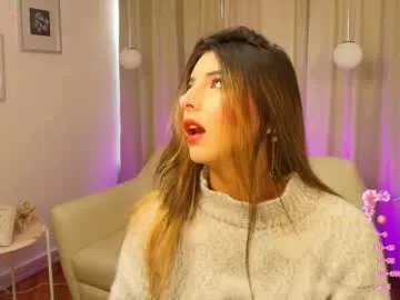 Freechat rousee_v on Chaturbate