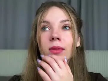 Freechat roxannastoo on Chaturbate