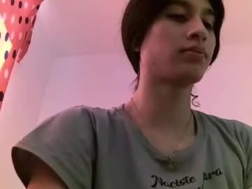 Freechat safiro_queen on Chaturbate