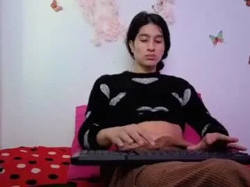 Freechat safiro_queen on Chaturbate