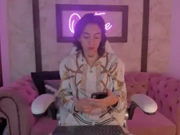 Freechat shantal_thompson21 on Chaturbate