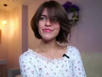 Freechat shelleyharn on Chaturbate