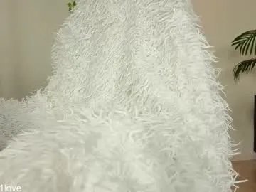 Freechat skymuse_ on Chaturbate