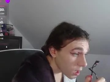 Freechat sluttyhorrorparty on Chaturbate