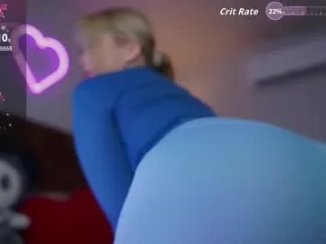 Freechat sophialaxx on Chaturbate