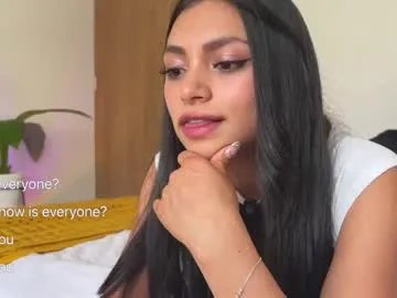 Freechat sweet_littleee on Chaturbate