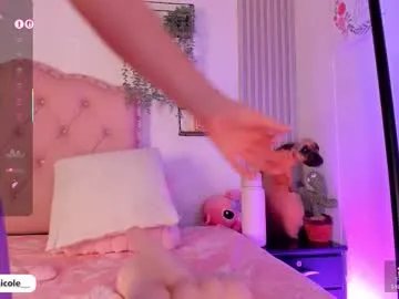 Freechat sweet_nicole_1 on Chaturbate