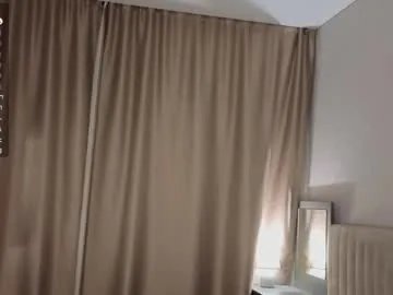 Freechat taitebeverley on Chaturbate