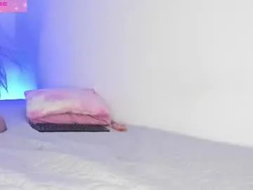 Freechat the_black_woman on Chaturbate