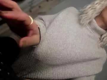 Freechat transnextdoor_ on Chaturbate