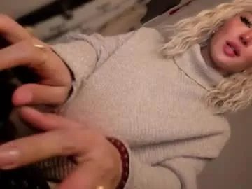 Freechat transnextdoor_ on Chaturbate