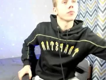 Freechat twelveeek on Chaturbate