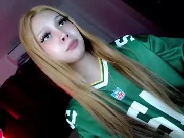 Freechat urasian_sweet_ria19 on Chaturbate