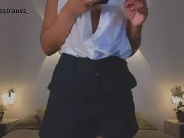 Freechat vanestrauss on Chaturbate