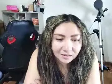 Freechat vellarossa on Chaturbate