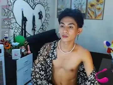 Freechat wildesttwinky on Chaturbate
