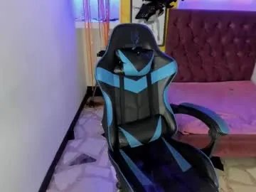 Freechat zoe_connor19 on Chaturbate