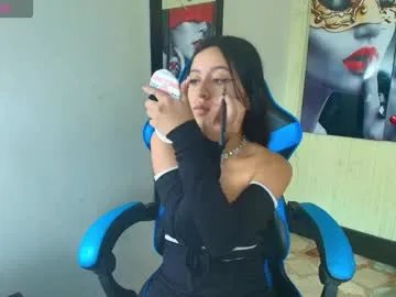 Freechat zoe_connor19 on Chaturbate