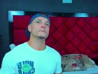 isaac_suarez on Flirt4Free