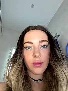 Freechat -SweetDi- on StripChat