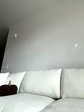 Freechat 19whitebunny on StripChat