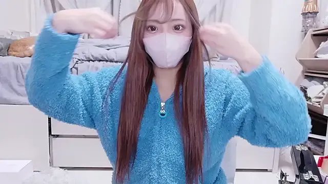 Group _chanMOMO_ on StripChat